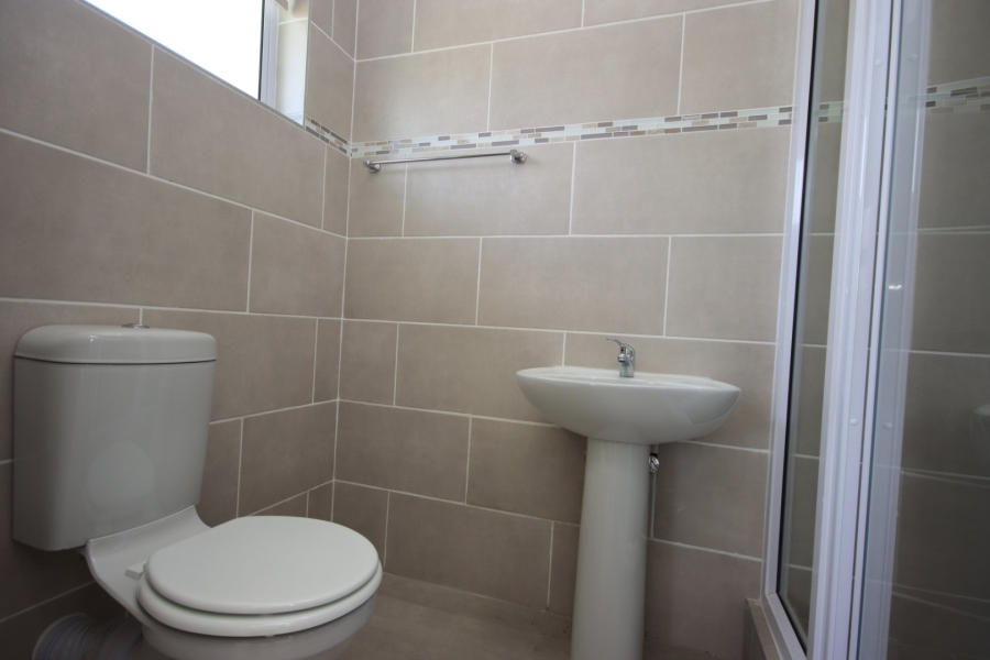  Bedroom Property for Sale in Kidds Beach Eastern Cape